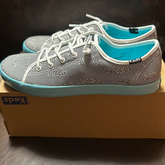 Keds Other - *FINAL* KEDS KICKSTART SNEAKERS: BLACK/WHITE/BLUE: NEW IN BOX: YOUTH SIZE 5